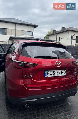 Позашляховик / Кросовер Mazda CX-5 2023 в 