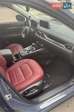 Внедорожник / Кроссовер Mazda CX-5 2023 в 