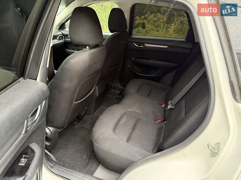 Позашляховик / Кросовер Mazda CX-5 2017 в Києві