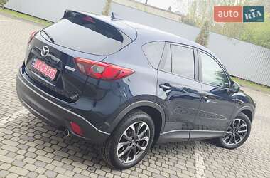 Позашляховик / Кросовер Mazda CX-5 2017 в 