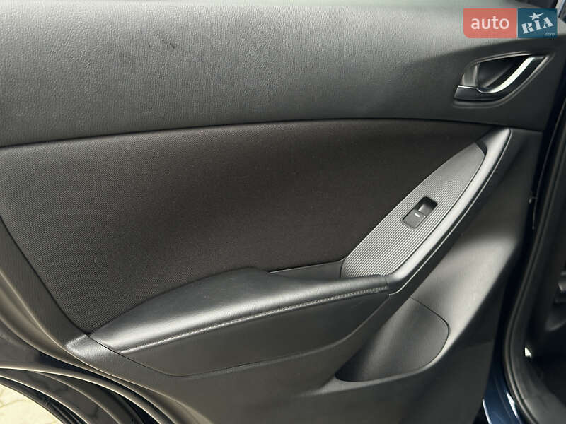 Внедорожник / Кроссовер Mazda CX-5 2015 в Стрые