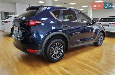 Позашляховик / Кросовер Mazda CX-5 2019 в 