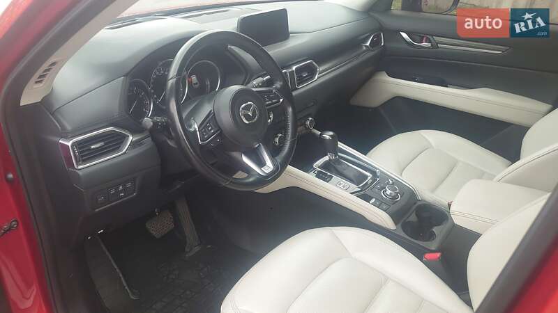 Позашляховик / Кросовер Mazda CX-5 2017 в Дніпрі