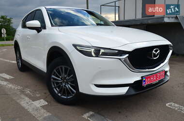 Внедорожник / Кроссовер Mazda CX-5 2018 в 