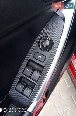 Позашляховик / Кросовер Mazda CX-5 2013 в 