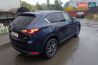 Позашляховик / Кросовер Mazda CX-5 2017 в 