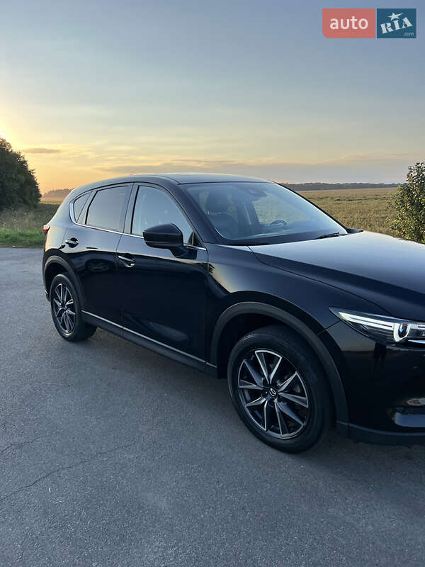 Позашляховик / Кросовер Mazda CX-5 2017 в Ічні