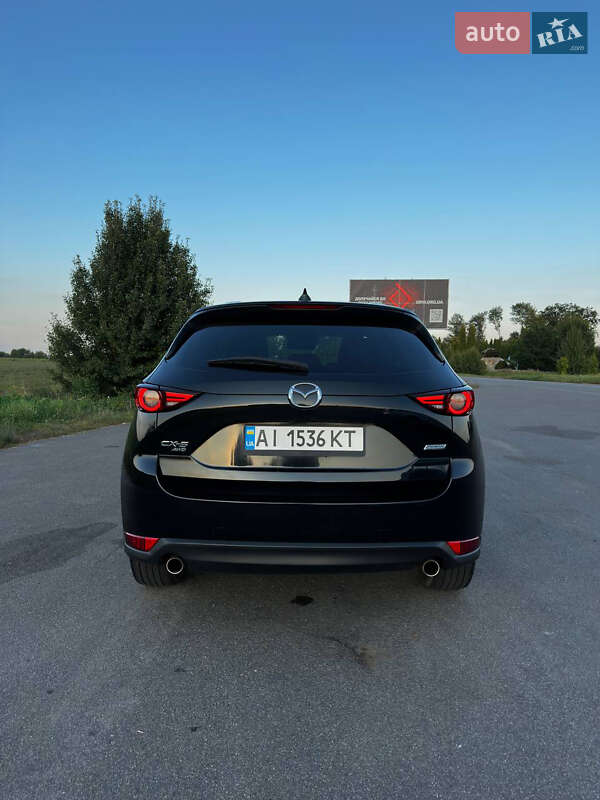 Позашляховик / Кросовер Mazda CX-5 2017 в Ічні