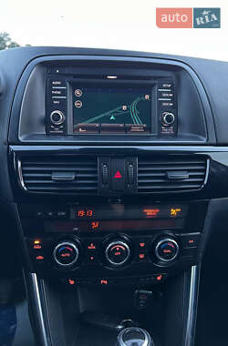 Позашляховик / Кросовер Mazda CX-5 2013 в 