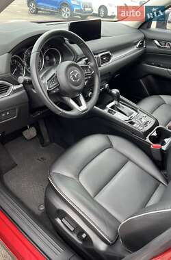 Позашляховик / Кросовер Mazda CX-5 2024 в 