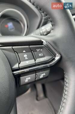 Позашляховик / Кросовер Mazda CX-5 2024 в 