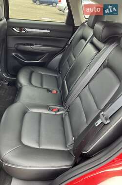 Позашляховик / Кросовер Mazda CX-5 2024 в 