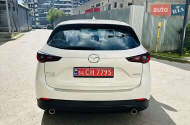 Позашляховик / Кросовер Mazda CX-5 2022 в 