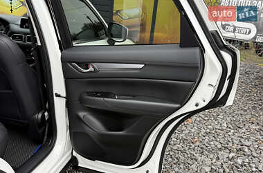 Позашляховик / Кросовер Mazda CX-5 2020 в 