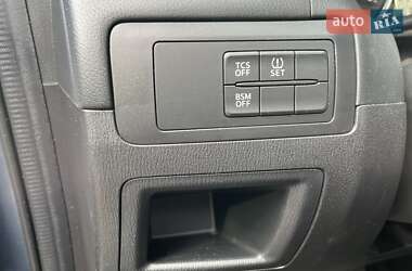 Позашляховик / Кросовер Mazda CX-5 2014 в 