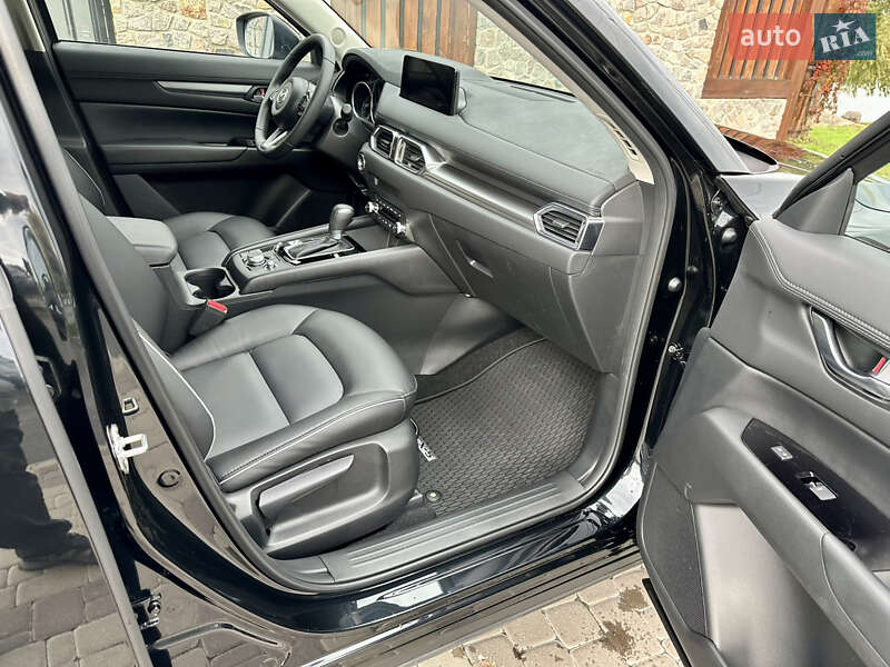 Внедорожник / Кроссовер Mazda CX-5 2025 в Киеве