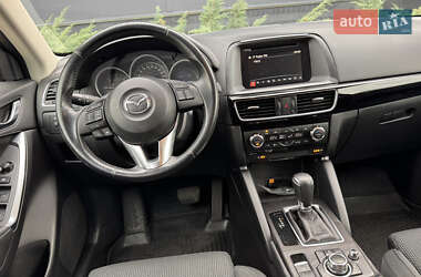 Позашляховик / Кросовер Mazda CX-5 2016 в 