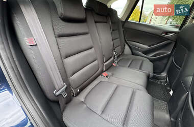 Позашляховик / Кросовер Mazda CX-5 2016 в 