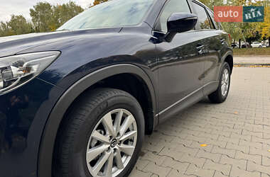 Позашляховик / Кросовер Mazda CX-5 2016 в 