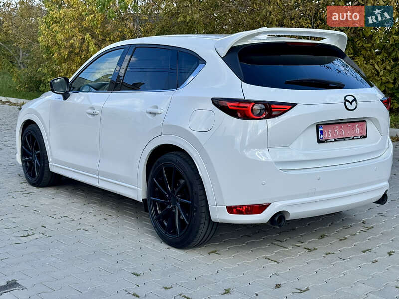Внедорожник / Кроссовер Mazda CX-5 2018 в Черновцах