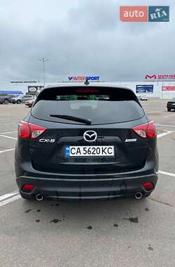 Позашляховик / Кросовер Mazda CX-5 2016 в 