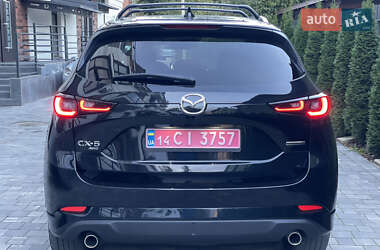 Позашляховик / Кросовер Mazda CX-5 2024 в 