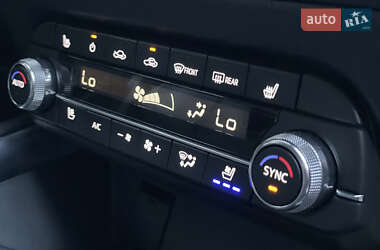 Позашляховик / Кросовер Mazda CX-5 2024 в 