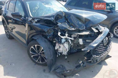 Позашляховик / Кросовер Mazda CX-5 2022 в 