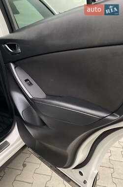 Позашляховик / Кросовер Mazda CX-5 2013 в 