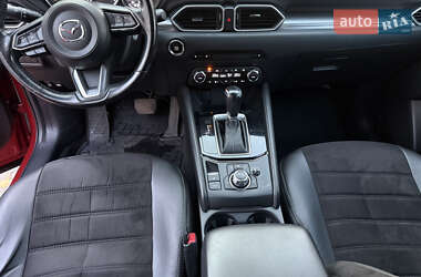 Внедорожник / Кроссовер Mazda CX-5 2017 в 