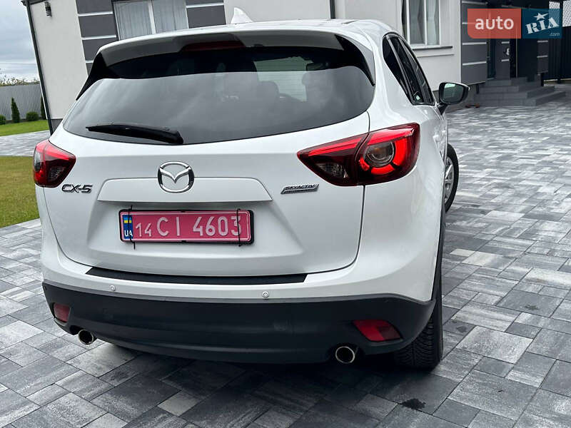 Внедорожник / Кроссовер Mazda CX-5 2016 в Калуше