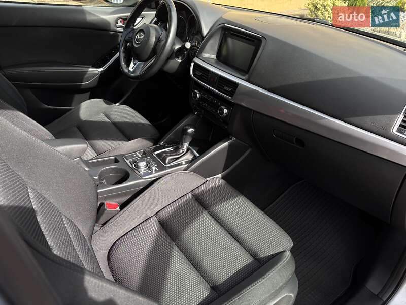 Позашляховик / Кросовер Mazda CX-5 2015 в Рівному