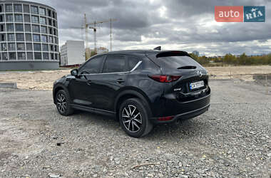 Позашляховик / Кросовер Mazda CX-5 2018 в 