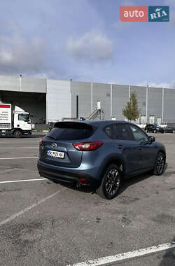 Позашляховик / Кросовер Mazda CX-5 2016 в 