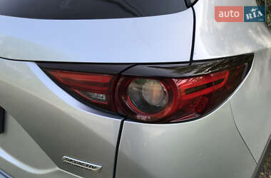 Внедорожник / Кроссовер Mazda CX-5 2018 в 