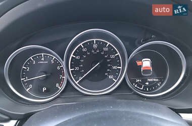 Внедорожник / Кроссовер Mazda CX-5 2018 в 
