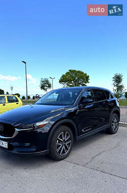 Позашляховик / Кросовер Mazda CX-5 2018 в 