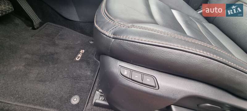 Позашляховик / Кросовер Mazda CX-5 2022 в Рівному