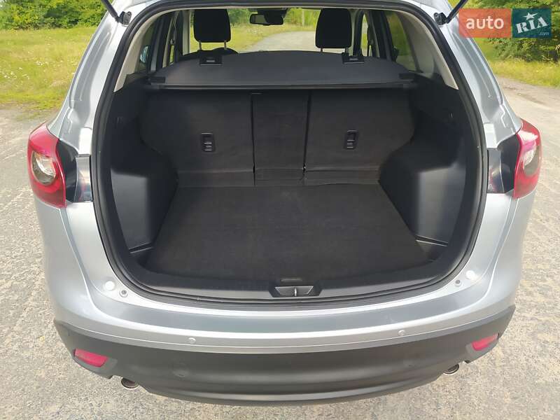 Позашляховик / Кросовер Mazda CX-5 2016 в Дубні