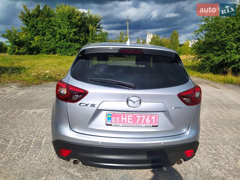 Позашляховик / Кросовер Mazda CX-5 2016 в Дубні