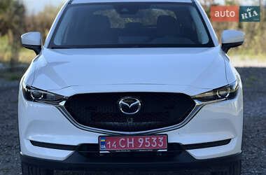 Позашляховик / Кросовер Mazda CX-5 2020 в 