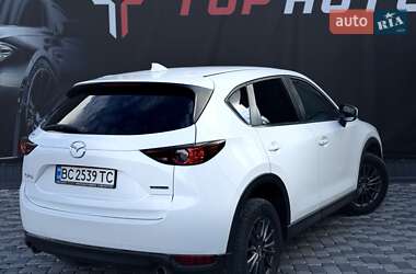 Позашляховик / Кросовер Mazda CX-5 2020 в 