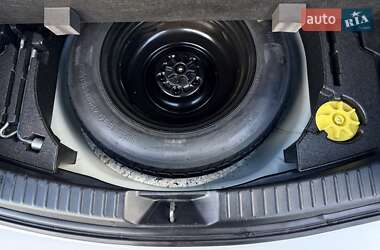 Позашляховик / Кросовер Mazda CX-5 2020 в 