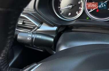 Позашляховик / Кросовер Mazda CX-5 2020 в 