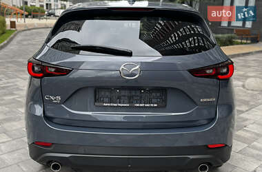Позашляховик / Кросовер Mazda CX-5 2024 в 