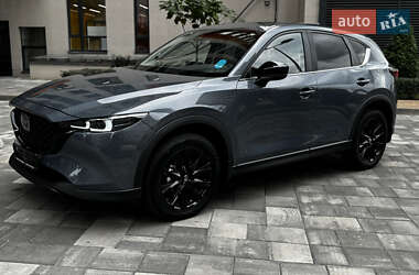 Позашляховик / Кросовер Mazda CX-5 2024 в 