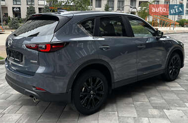 Позашляховик / Кросовер Mazda CX-5 2024 в 