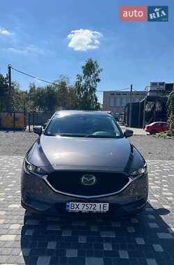 Позашляховик / Кросовер Mazda CX-5 2019 в 