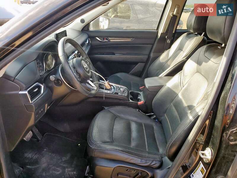 Внедорожник / Кроссовер Mazda CX-5 2017 в Киеве фото 8 Внедорожник / Кроссовер Mazda CX-5 2017 в Киеве