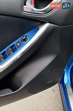 Внедорожник / Кроссовер Mazda CX-5 2013 в 